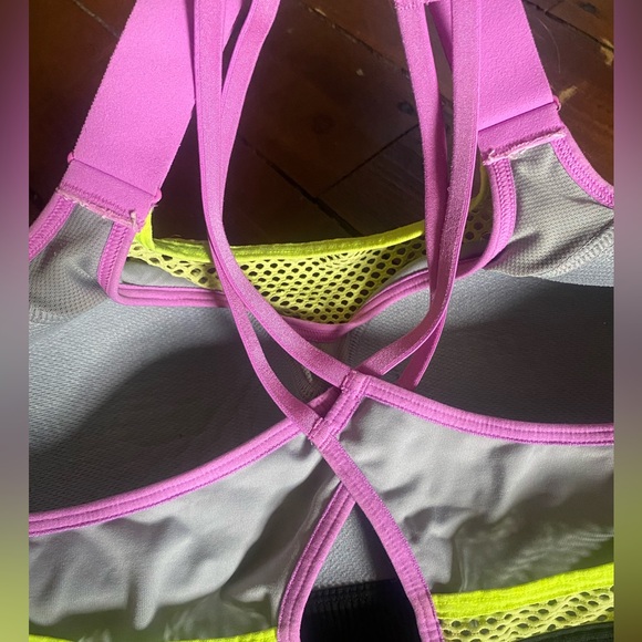 Victorias Secret Sport Sports Bra - Picture 5 of 6